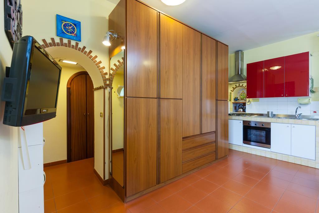 Amedeo Savoia - Bh 49 Apartment Napoli Bagian luar foto